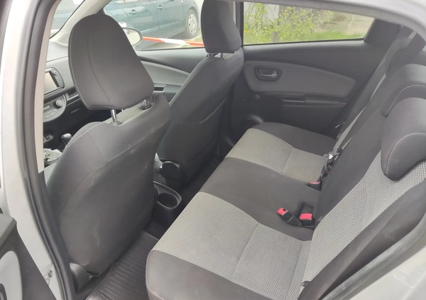 Toyota Yaris cena 46000 przebieg: 54500, rok produkcji 2016 z Ulanów małe 232